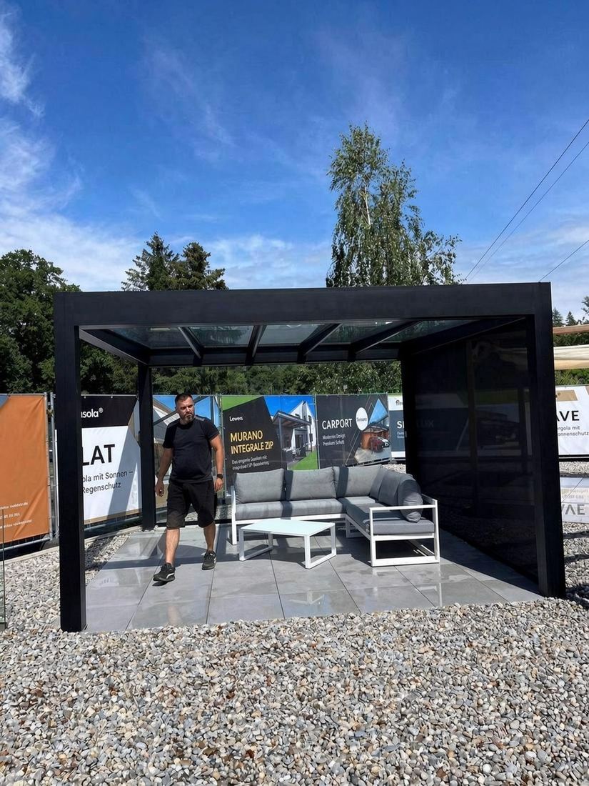 Ausstellung Glasdach Lounge